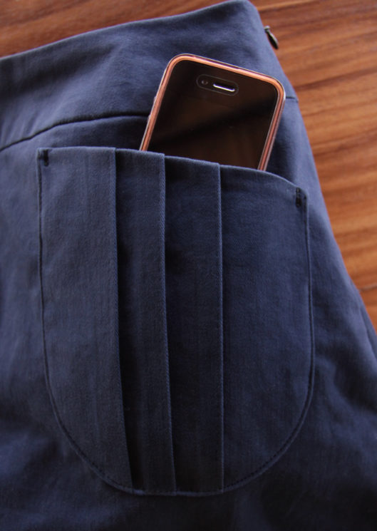 Tutorial & Free Pattern: Pleated Patch Pocket Pleated Patch Pocket Free Pattern and Tutorial